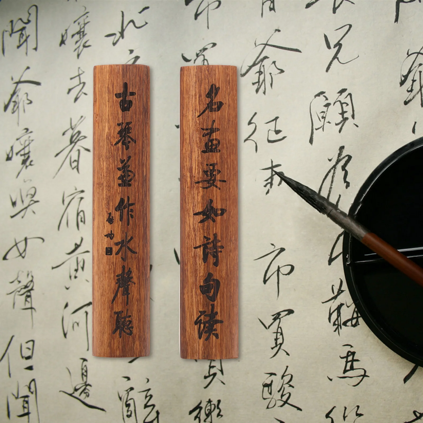 

Solid Wood Paperweight 15Cm Natural Finish Desktop Weight for Holding Papers Books Flat Surface Decorative Office Supply