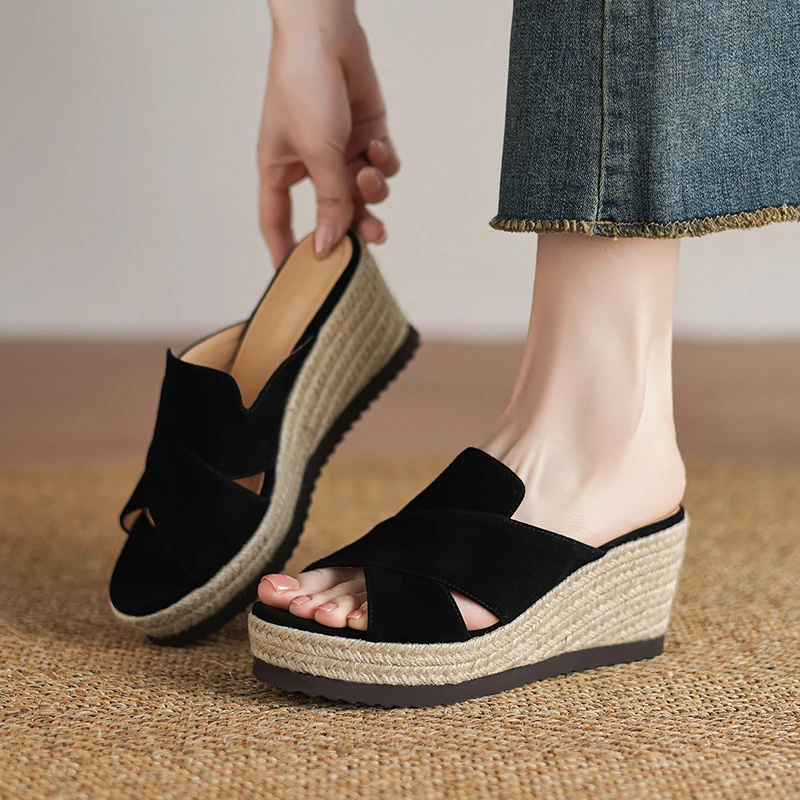 

Women Wedges Slippers Platform Weave Sandals Summer Shoes 2025 Designer High Heels Causal Beach Shoes Flip Flops Pumps Slides