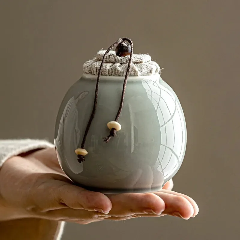 Universe Grocery Store Creative Vegetable Ice Grey Glazed Tea Jar Ceramic Small Tea Storage Jar