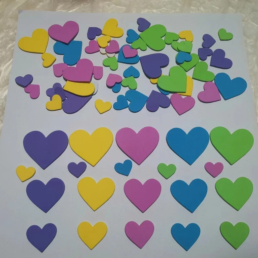 JoyWorld EVA Foam Heart Shape Craft 3D Wall Sticker Decoration Kindergarten School Classroom Blackboard Adhesive backing