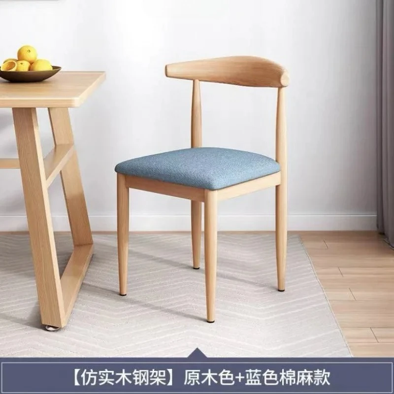 Cadeira de chifre de ferro forjado