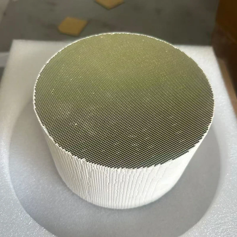 Copper-Based SCR Catalyst Core for Diesel Exhaust Aftertreatment System NOx Reduction Custom Replacement Parts