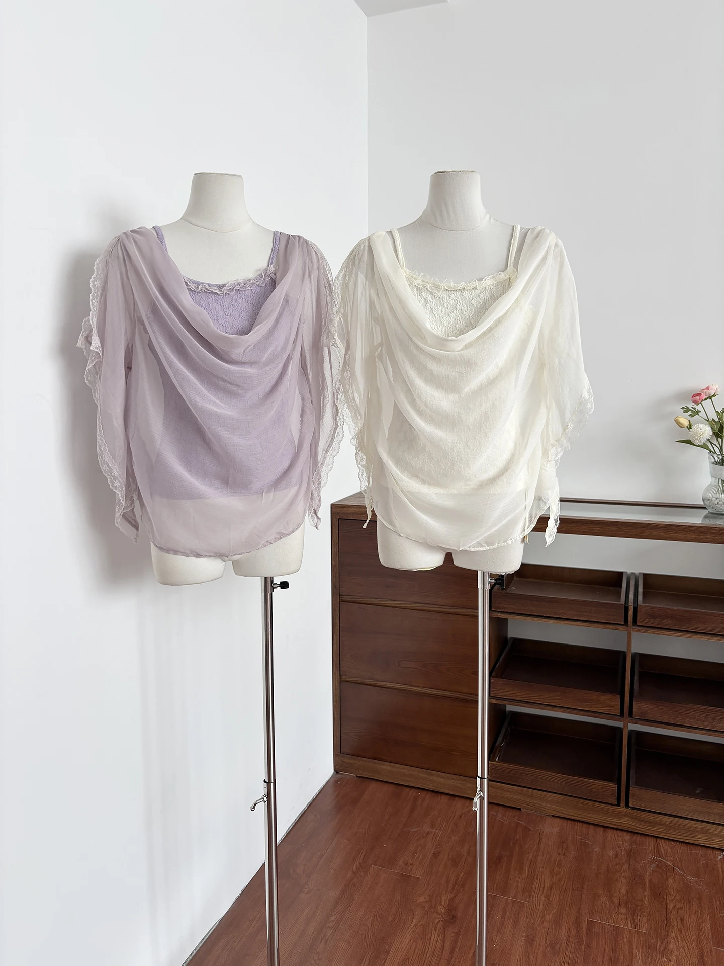 

Elegant Summer 2026 Women's Gentle Style Slimming Strap Top And Vest Two-Piece Set Stand Collar Splice Craft Summer Fashion