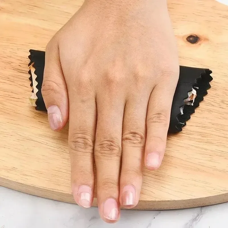 Silicone Garlic Peeler Tube 4