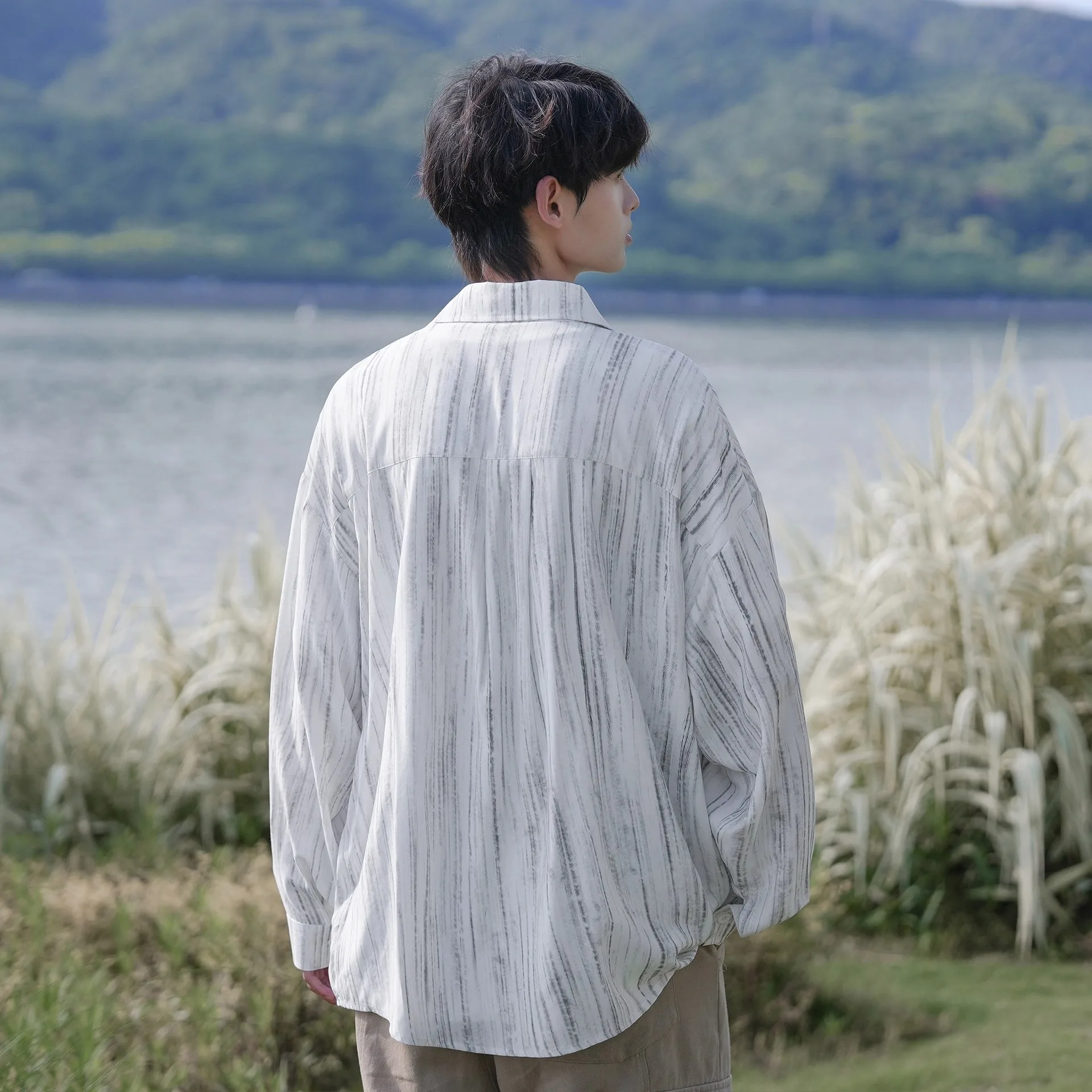 

Мужская летняя рубашка с длинными рукавами Tie Dye Ice Silk, тонкая посадка, свободное и прохладное ощущение, рубашка с воротником, повседневная куртка больших размеров