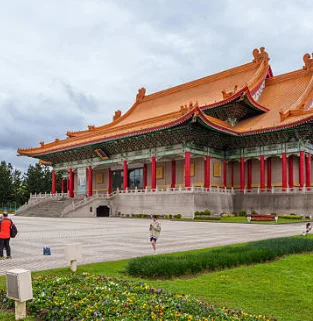 

Интеллектуальный прибор для меридианной терапии EMS: микротоковый массажер с подогревом для расслабления мышц и электрическими роликами