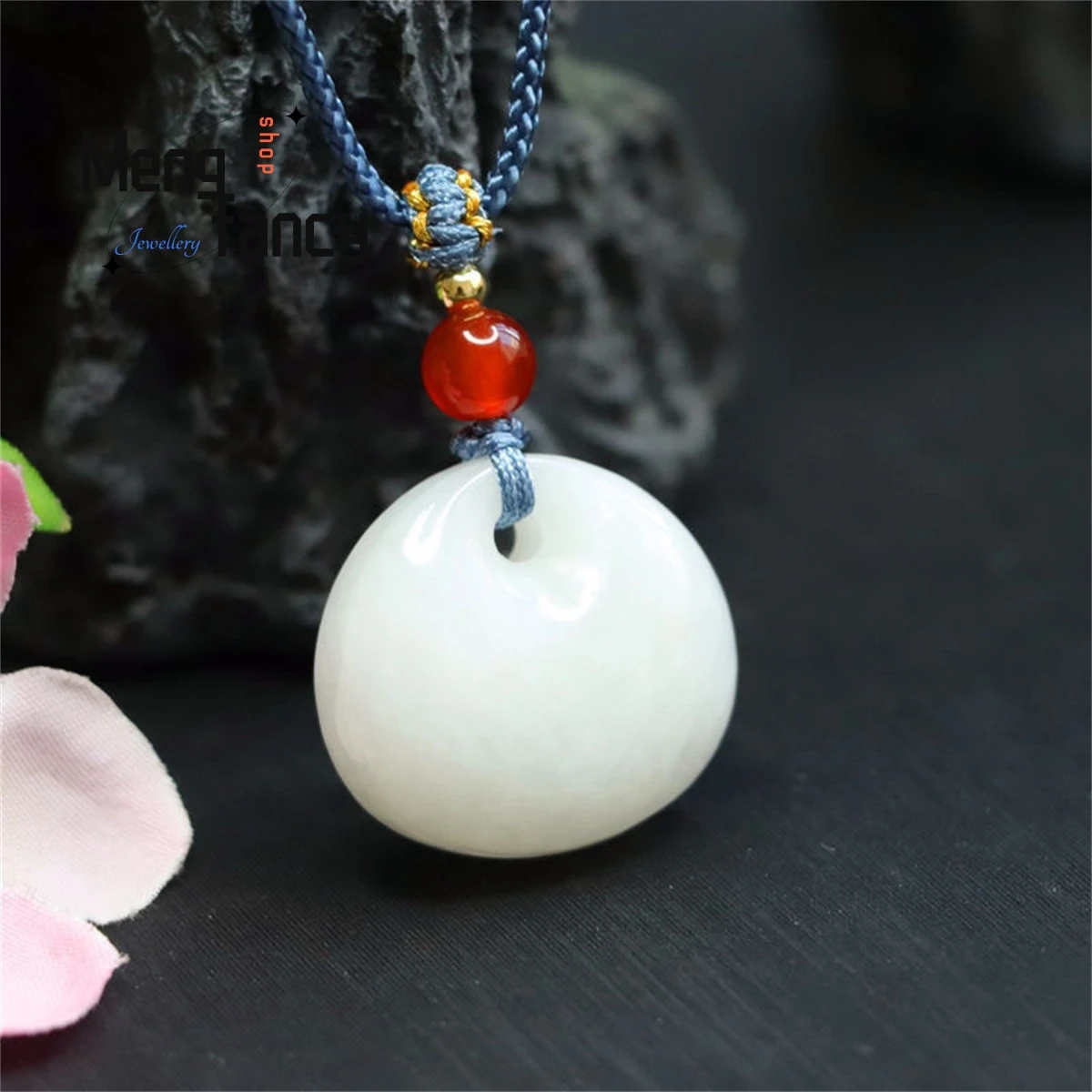 Natural Hotan Sheep Fat White Jade Princess Buckle Pendant Simple Elegant Personalized Charm Fashion Versatile Exquisite Jewelry