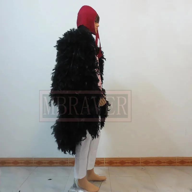 أزياء Donquixote Rosinante Corazon التأثيرية معطف الريش + قميص + بنطلون + قبعة مصنوعة حسب الطلب بأي حجم