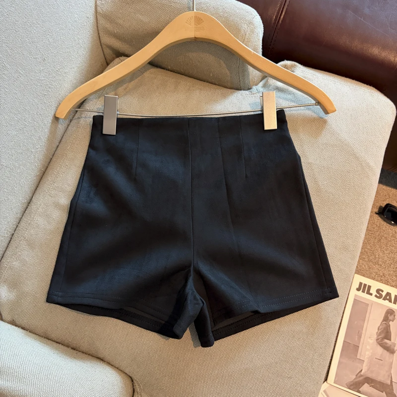 Solid Color 2026 Autumn and Winter New Minimalist High Waist Holiday Shorts Femininity Versatile Casual Fashion Short Pants