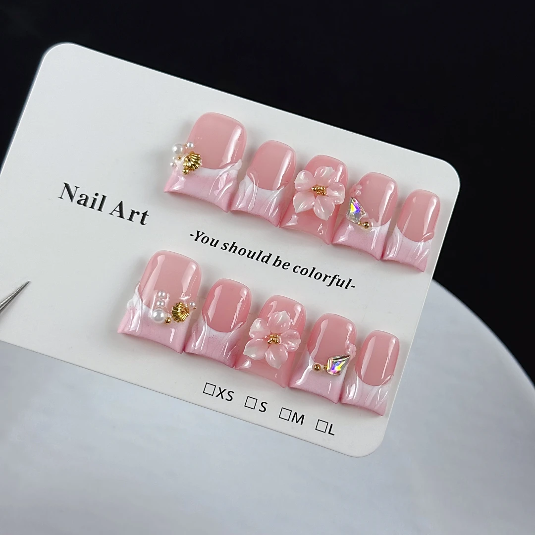 10 Stück hochwertige, rosa Mädchen-Stil, handbemalte dreidimensionale Gravurmuster, Perlen und winzige Diamanten, handgefertigte künstliche Nägel. – Detail 7