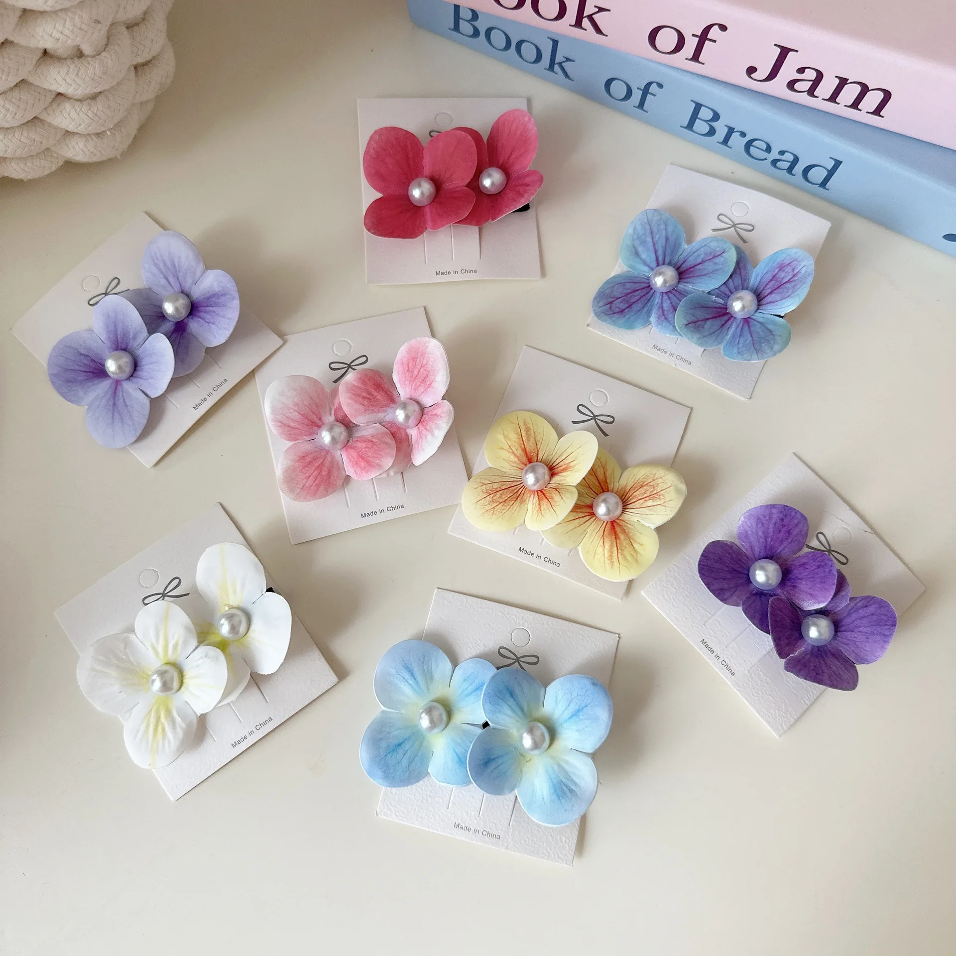 

Phalaenopsis Orchid Pearl Flower Hair Clip Women's Fashionable Hair Accessory Beach Vacation Style Duckbill Clip