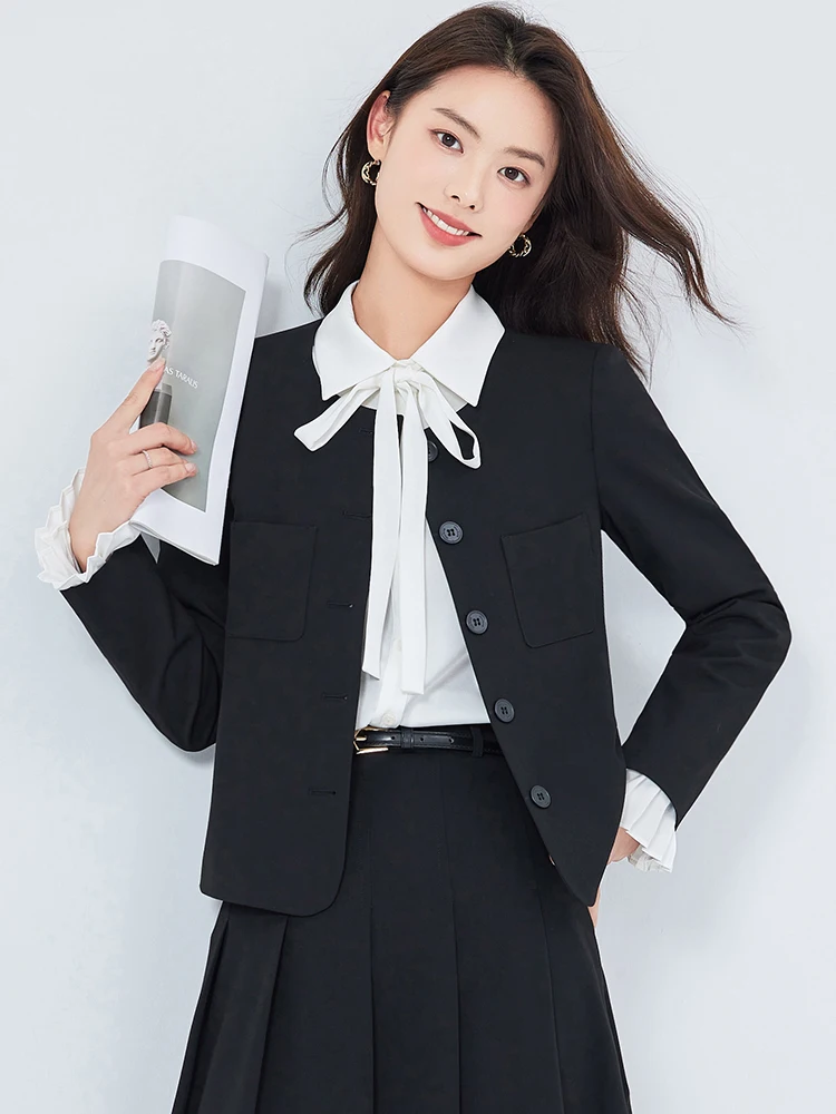 

Женский костюм в стиле «Маленький аромат» 2026: Новинка, популярный комплект для студенток университета, собеседований и деловых встреч