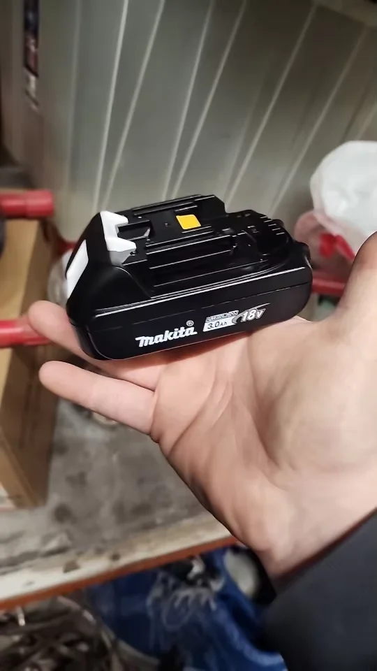 

~@ 100% original Makita 18V 3Ah Rechargeable Battery For Makita BL1830 BL1830B BL1840 BL1840B BL1850 BL1850B Power Tools Battery