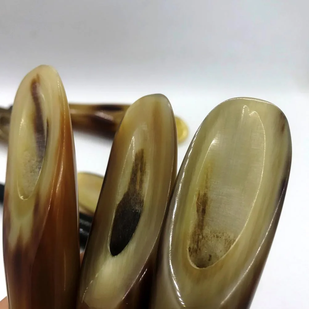 

Natural Yellow Horn Scraping Tube Massage Tool For Pain Relief Skin Hydrating Gua Sha Therapy Horn Scraping Board Body Care