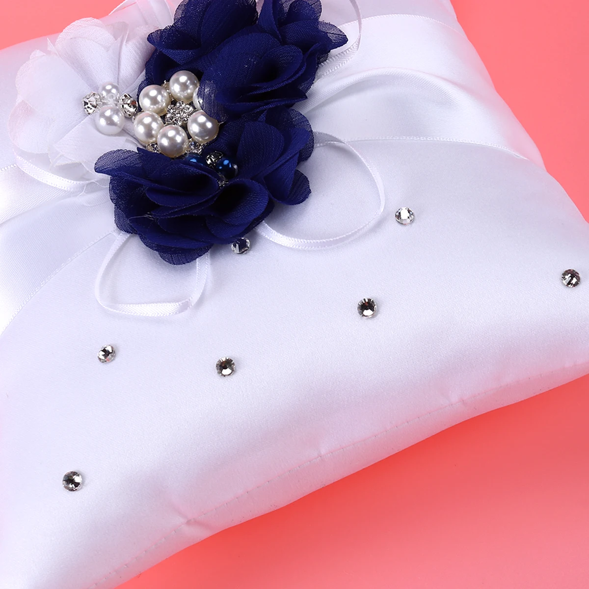 

Flower Ring Pillow 20X20Cm Vintage Wedding Ring Bearer Cushion Pearl Ribbon Decor Lightweight Compact Soft Touch Carry Strap