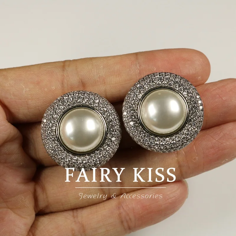 pendientes-de-perlas-a-la-moda-con-circonita-incrustada-en-cera-de-cobre-pendientes-redondos-de-temperamento-aguja-de-plata-s925