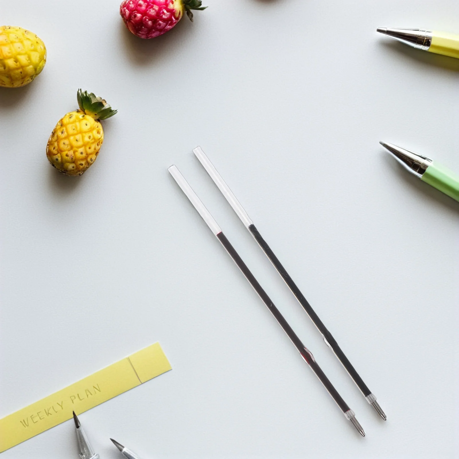 

200 шт., универсальные стержни для шариковых ручек, 0,7 мм, черные сменные сердечники для гладкого письма, выдвижные чернильные стержни для офиса