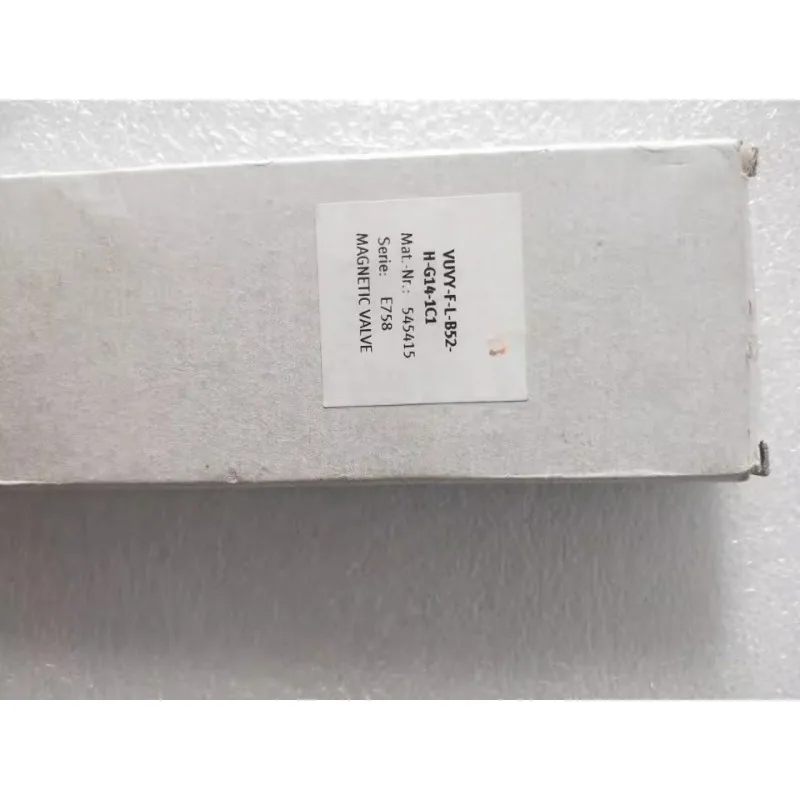 

Parts for FESTO solenoid valve VUVY-F-L-B52-H-G14-1C1 545415