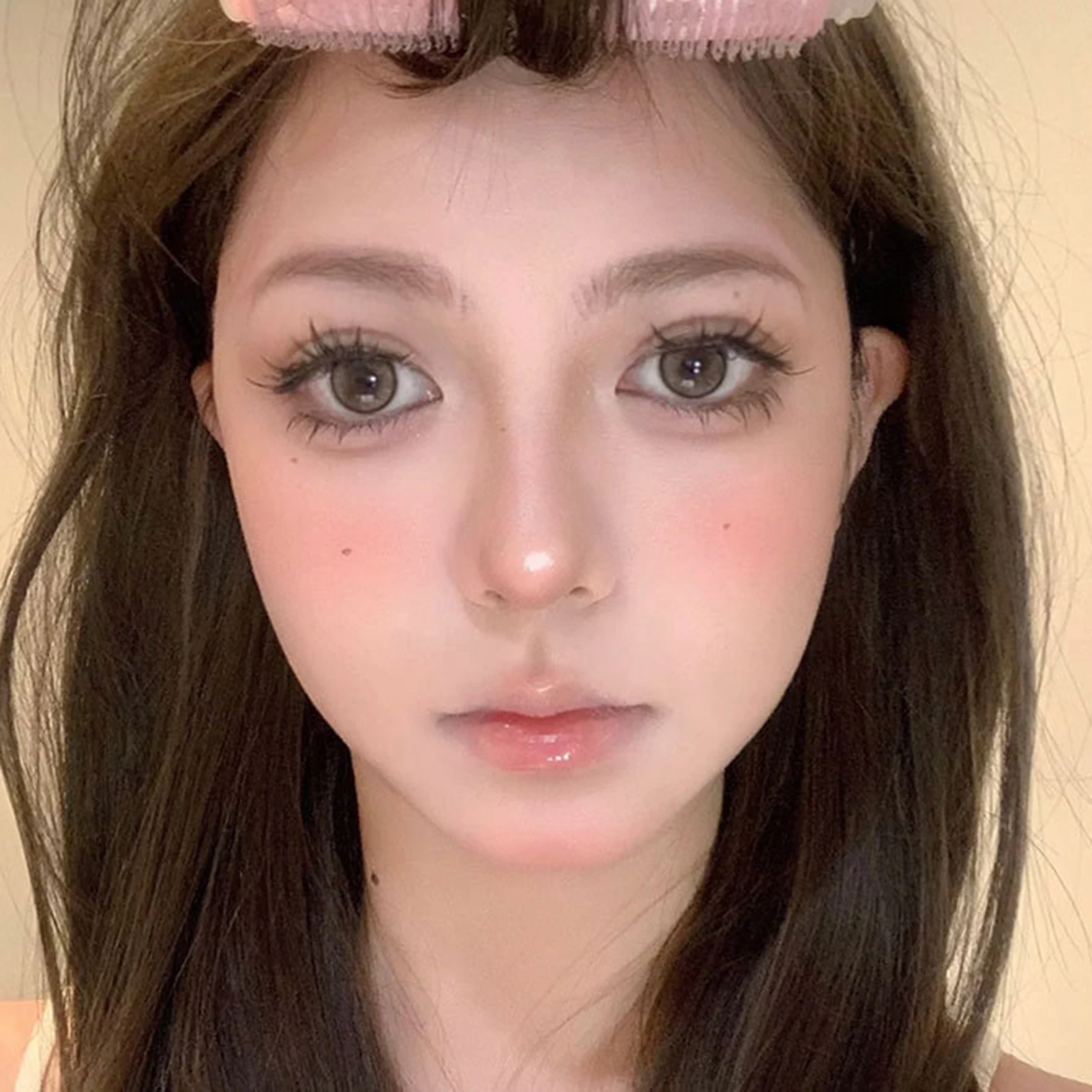 Sztuczne rzęsy na przezroczystym pasku w stylu koreańskim, naturalny wygląd, rzęsy w paskach o mieszanej długości 6-12mm, kręcenie C, czarne rzęsy z włókna.