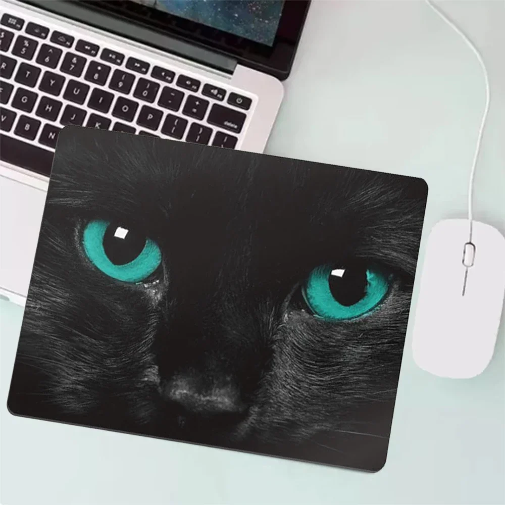 

Black Cat Pattern Mouse Pad Gaming Accessories Waterproof Mats Art Design Non-slip Office Small Mousepad Rubber Mats 20x24cm