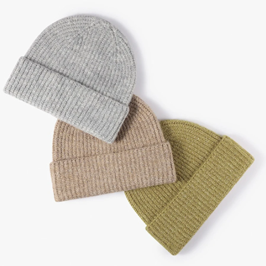 قبعات شتوية محبوكة للجنسين قبعات شتوية ناعمة دافئة وسميكة بلون سادة للخريف والشتاء للرجال والنساء