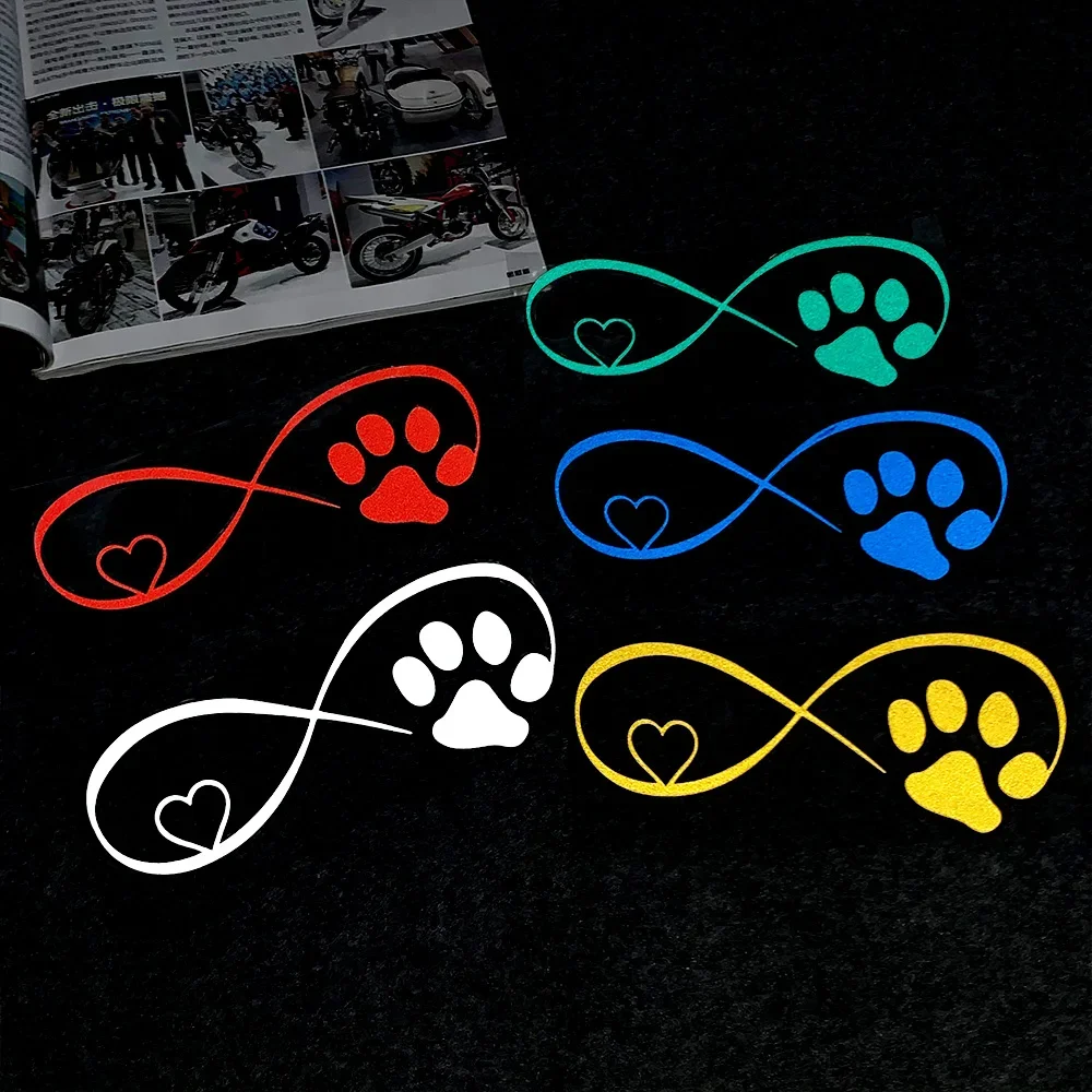 Cat Love Heart Paw Print adesivi Moto riflettenti Moto Scooter Car Body casco serbatoio carburante decalcomania accessori per Piaggio