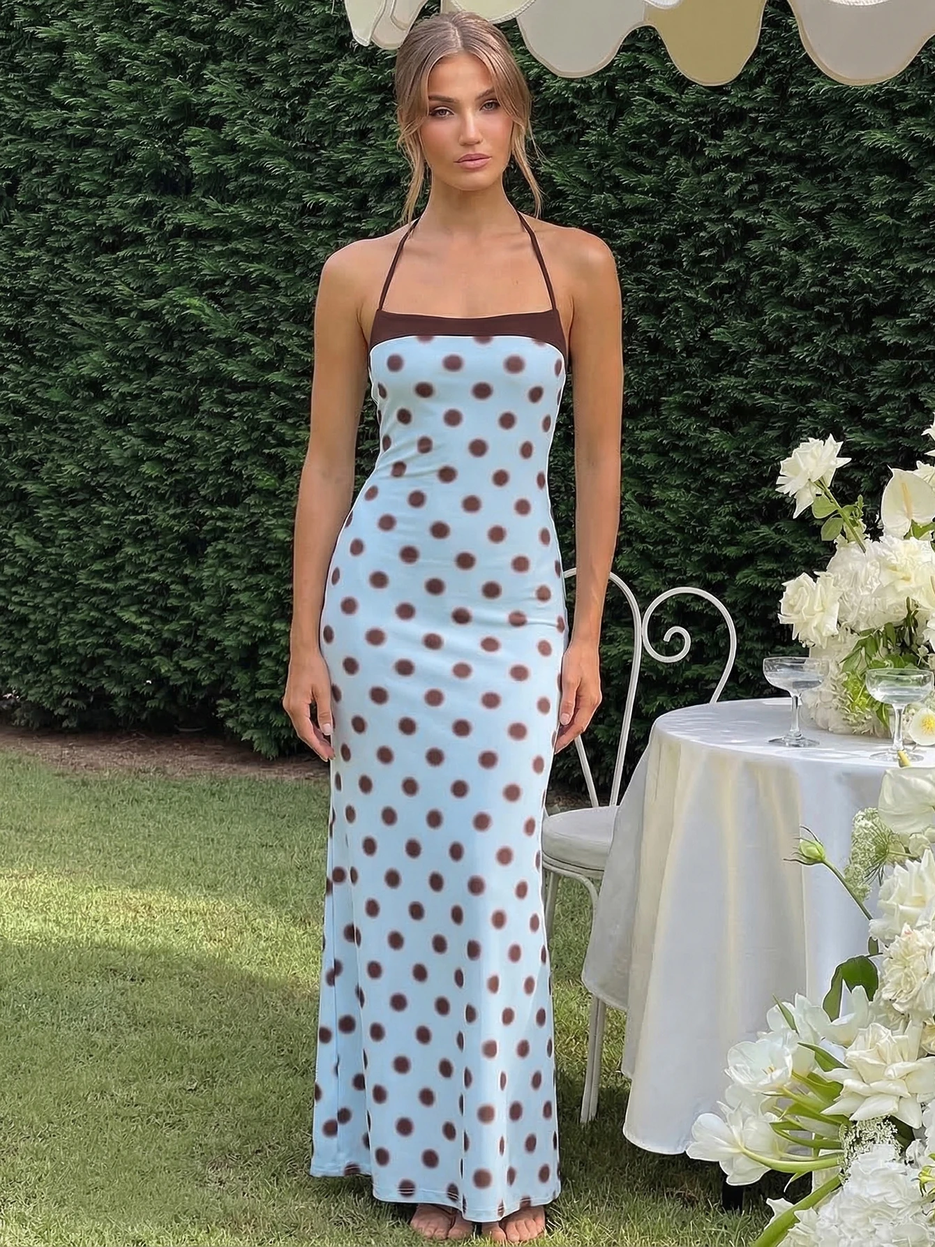 Hugcitar Polka Dot Print Neckholder-Kleid mit Farbblock-Design, rückenfrei, mit Schnürung, sexy Maxikleid, Sommermode für Damen, Strandurlaub, Party-Outfit