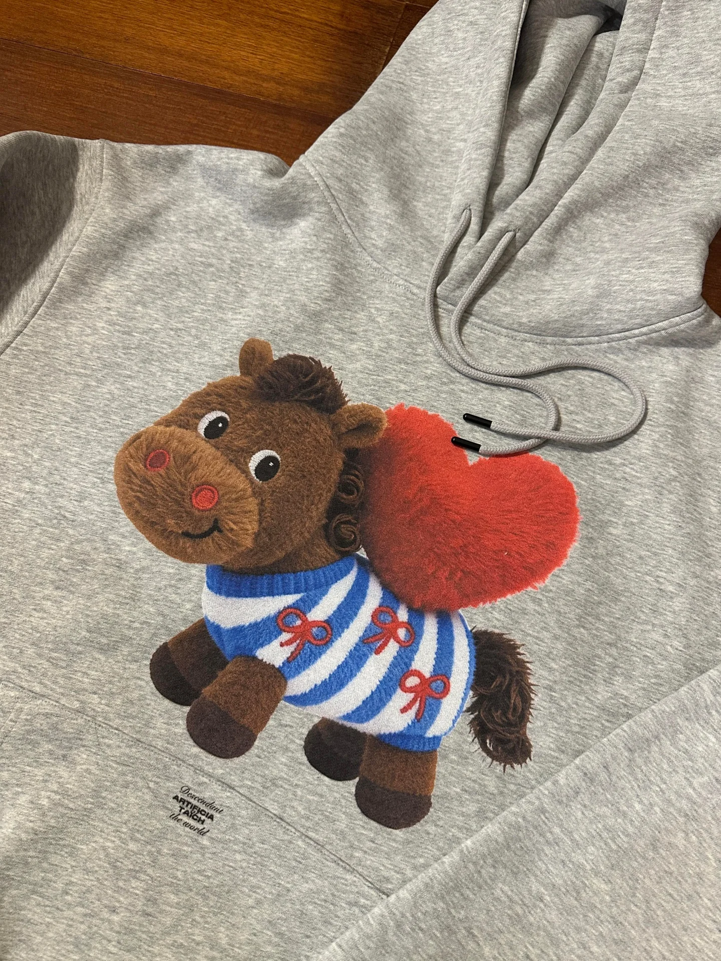 هودي كاجوال فضفاض بطباعة كرتونية ممتعة، إصدار محدود للعام، جديد لخريف وشتاء، سترة نسائية مريحة