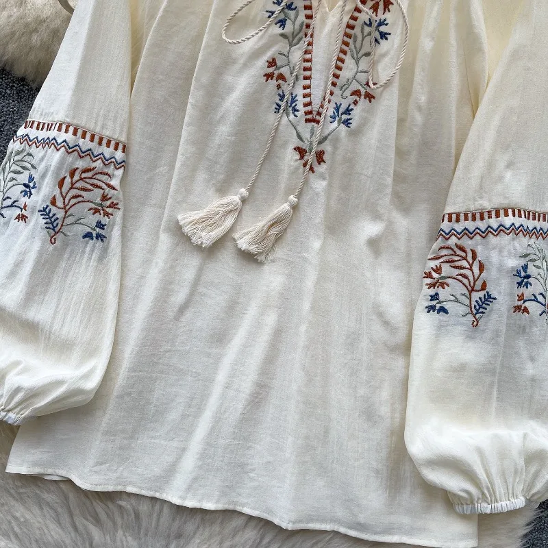 ศิลปะ Retro เย็บปักถักร้อย Lace Up โคมไฟแขนเสื้อผู้หญิงใหม่แฟชั่นหลวมสบายๆ Tops Beach Holiday เสื้อ