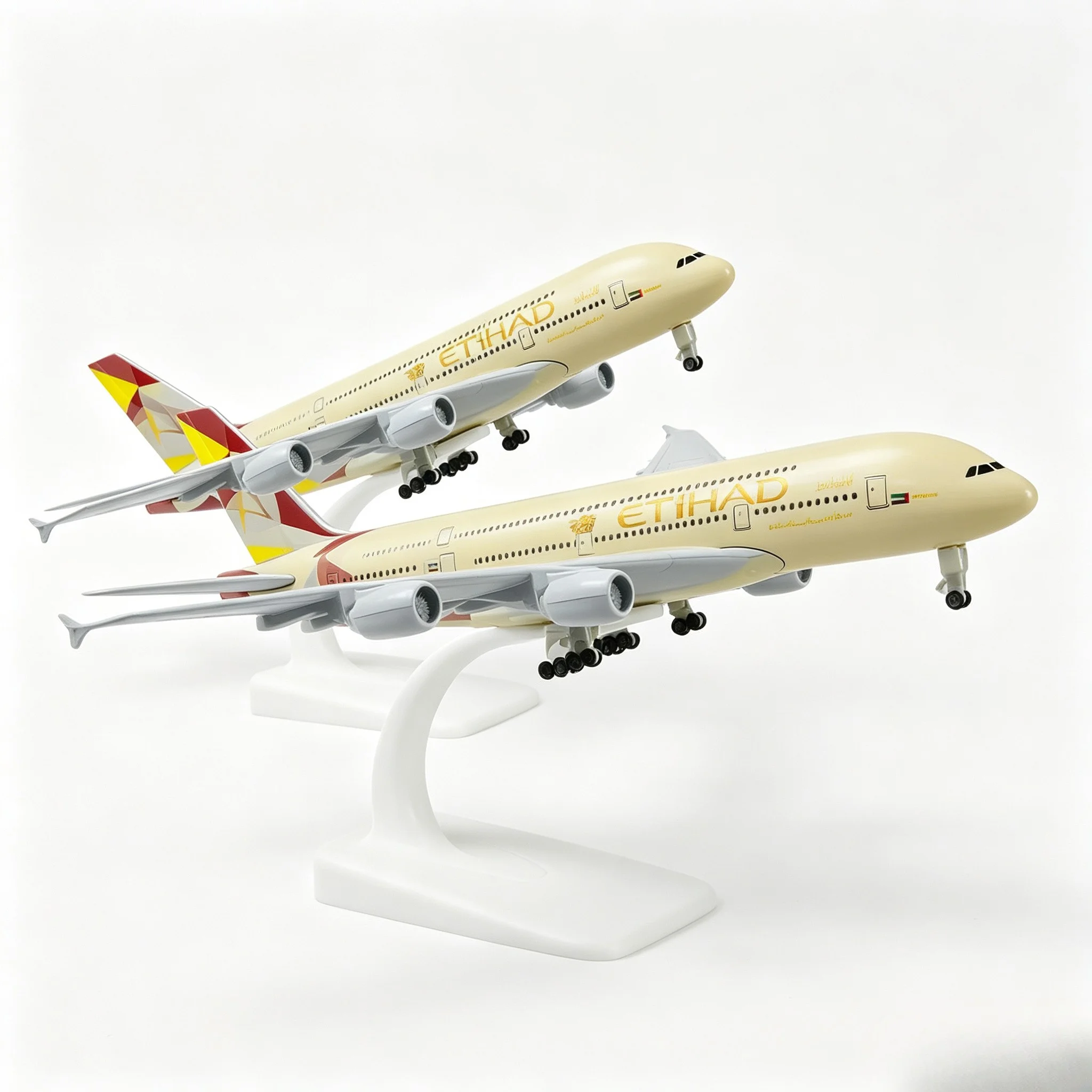 2/4pck 20cm Etihad A380 Airplane Model Kit Resin Diecast Model Collection Set with Stand for Aviation Enthusiast Gift or Display