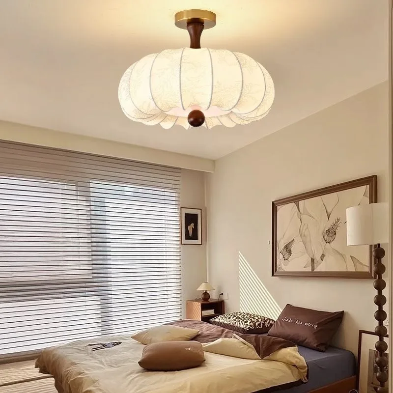 French retro American surprise quiet wind fabric bedroom medieval solid wood cloakroom study tea room balcony light