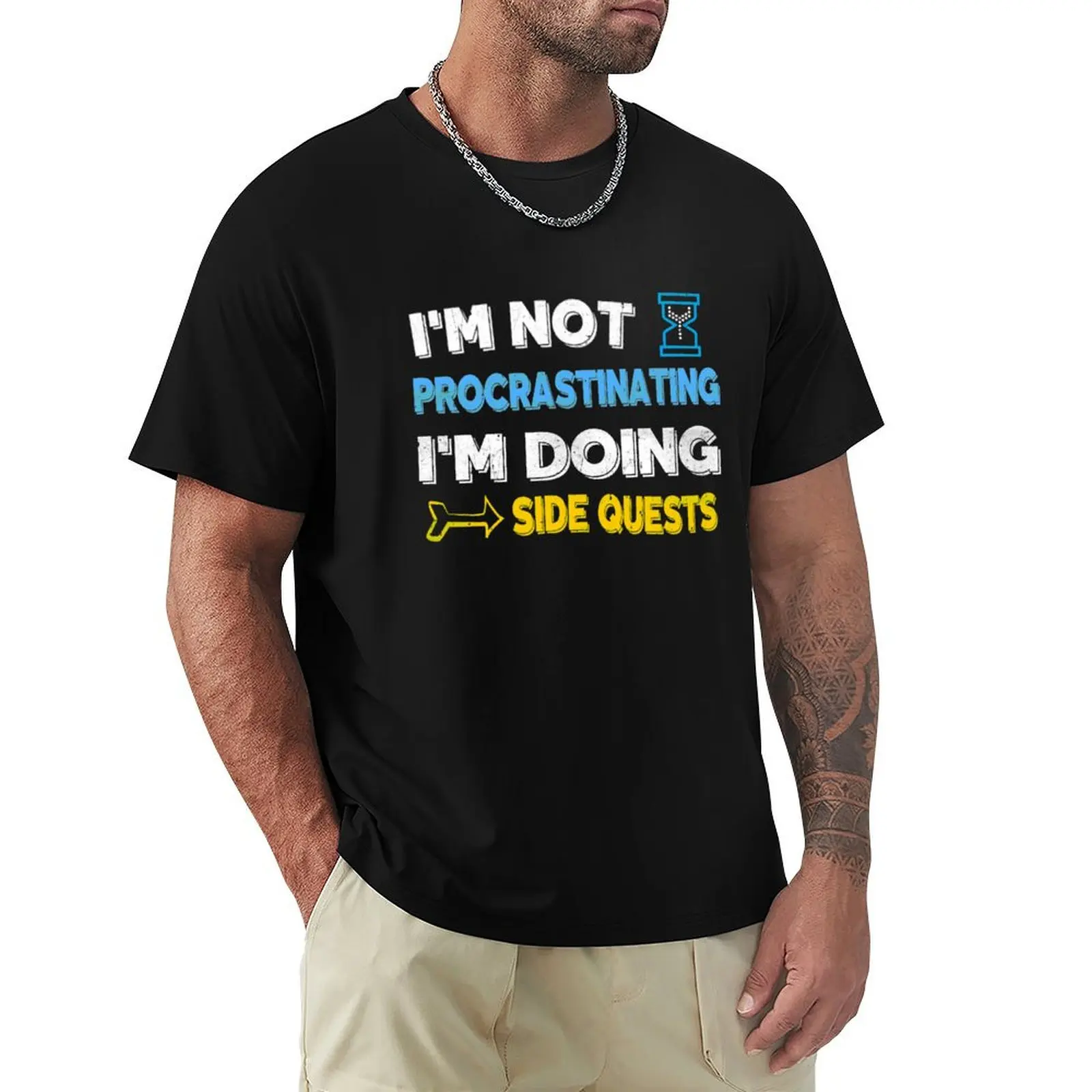 I'm not procrastinating... I'm doing side quests T-Shirt Worker Basic Short Sleeve Tee