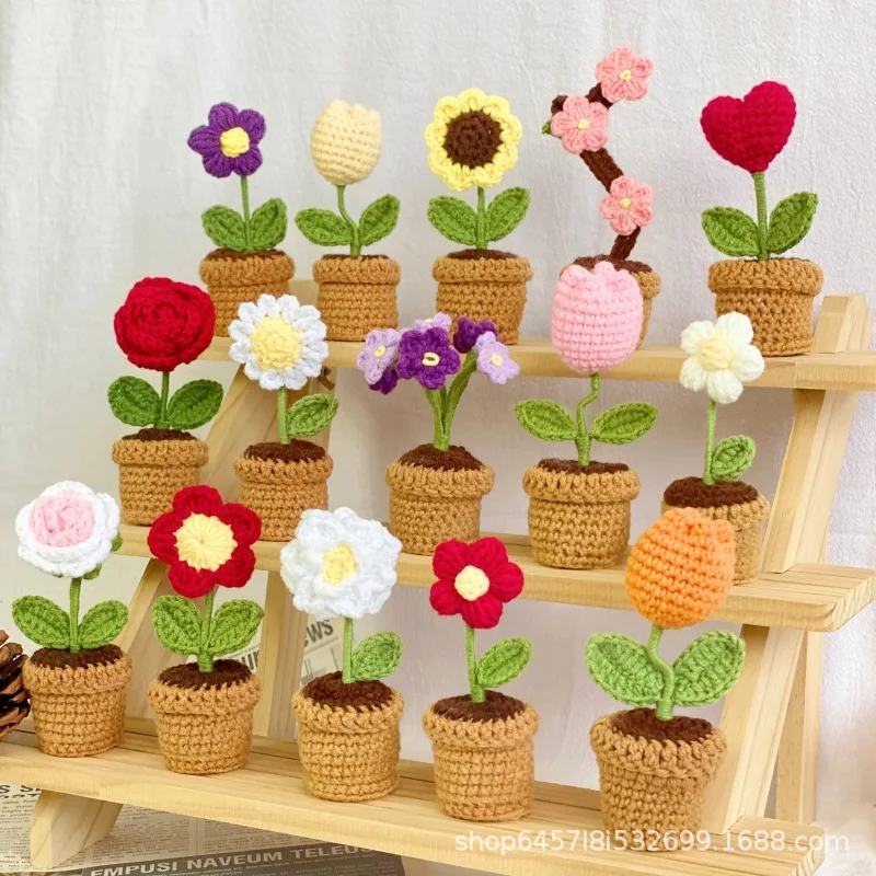 

Knitted Yarn Finished Small Potted Plant Hook Weaving Simulation Rose Tulip Flower Decoration Creative Friend Gift Ornament