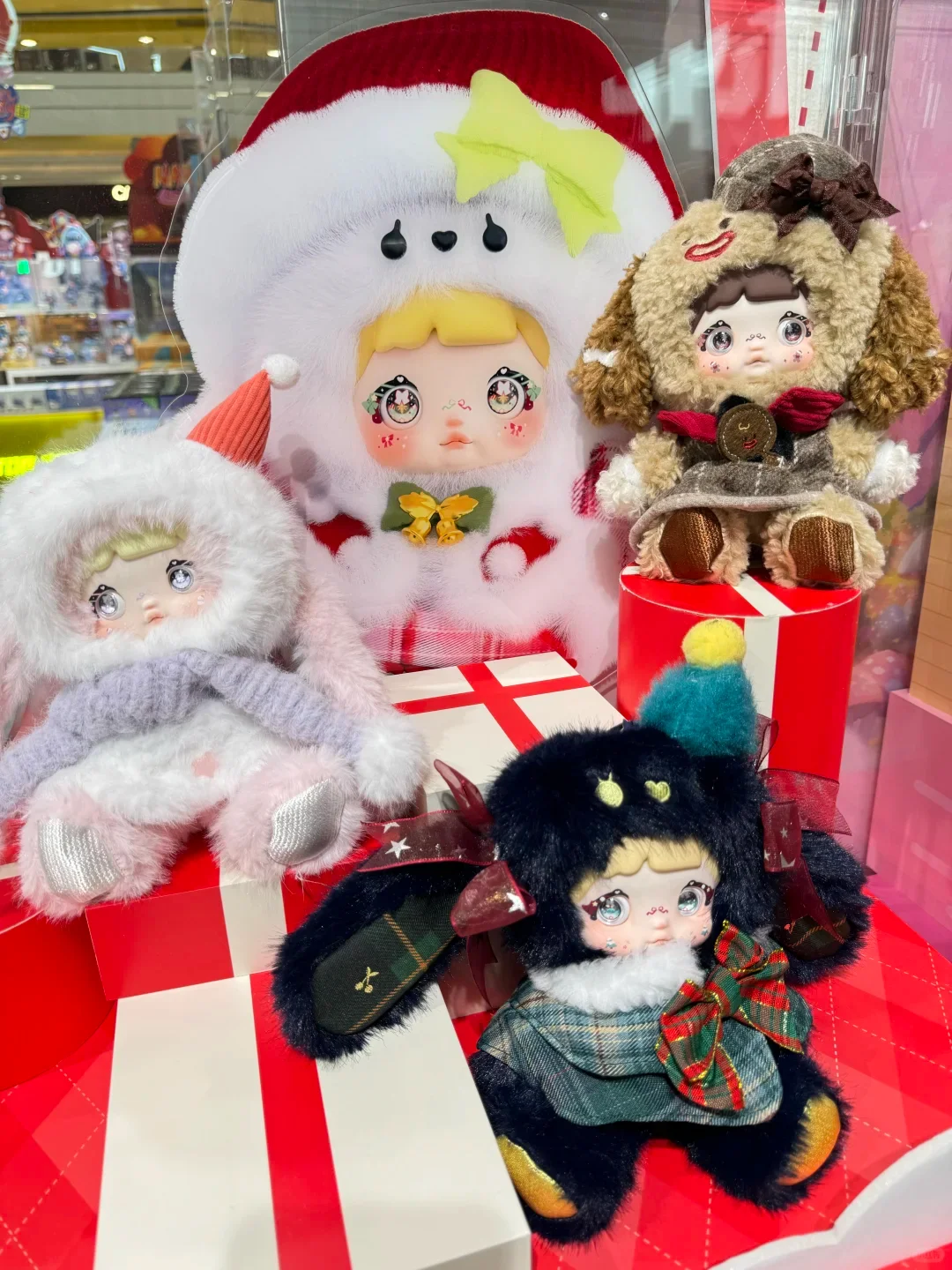 

Magical Christmas Eve Series Nommi Blind Box Action Figure Cute Nommi Doll Mystery Box Vinyl Plush Toys Surprise Christmas Gift