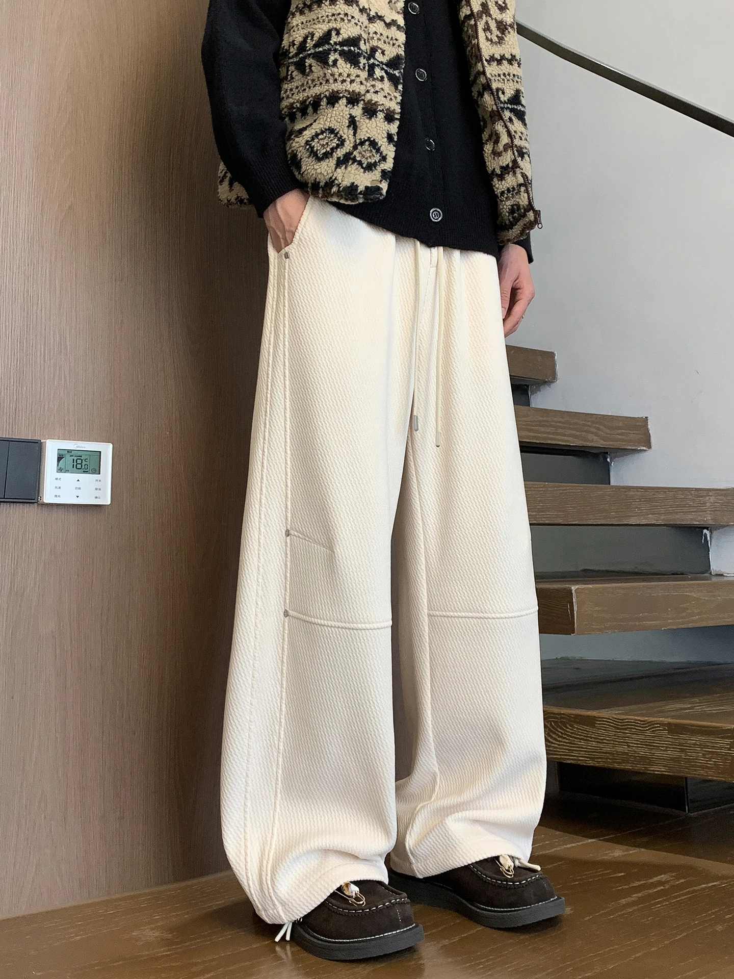 

Новые мужские зимние теплые прямые повседневные спортивные брюки из утолщенного фланелевого флиса с подкладкой, из полиэфирного волокна, молодежные