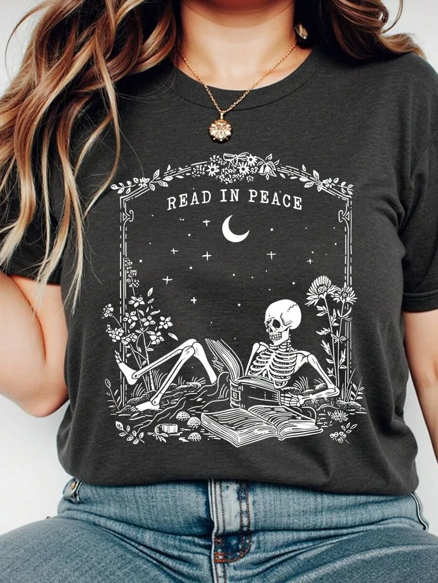 

Plus - Size Dark Grey Short - Sleeve Tee with “READ IN PEACE” Skull Reading Graphic