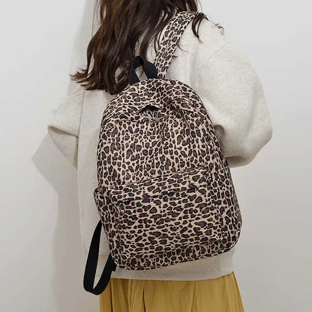 

Nylon Leopard Print Backpack Daypack Retro Students School Bag Fixed Webbing Scratch Prevention Large Capacity Backpack Outdoor