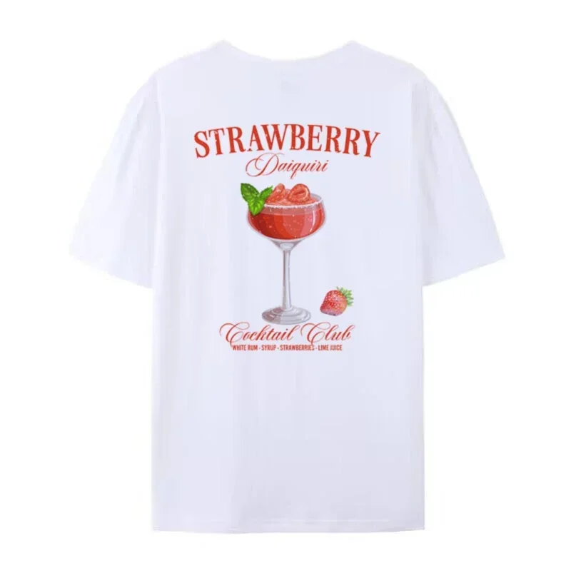 Women Oversized Strawberry Daiquiri T Shirt Vintage Aesthetic Cocktail Tshirt Cute Alcohol Drinking Shirt Summer Streetwear Tops