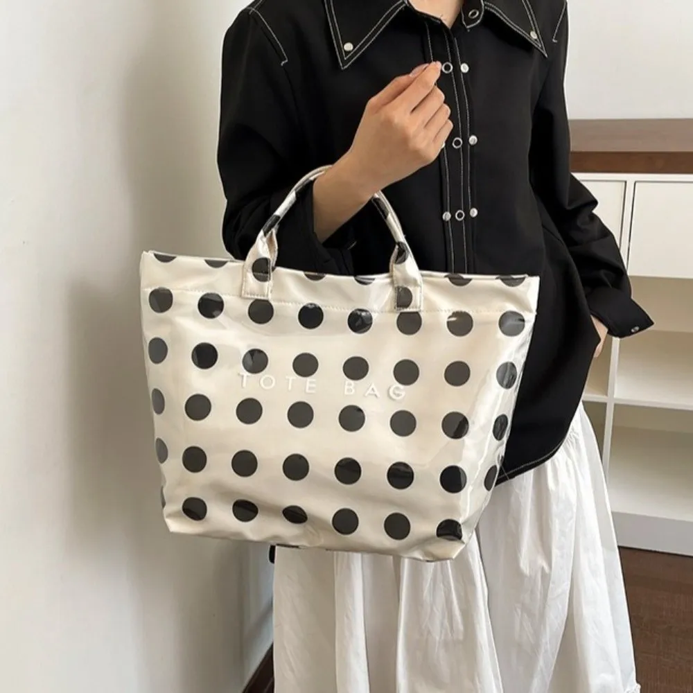 

Handheld Waterproof Polka Dot Tote Bag Large-Capacity Round Multifunctional PVC Handbag Polyester Soft Casual Shopping Bag Women