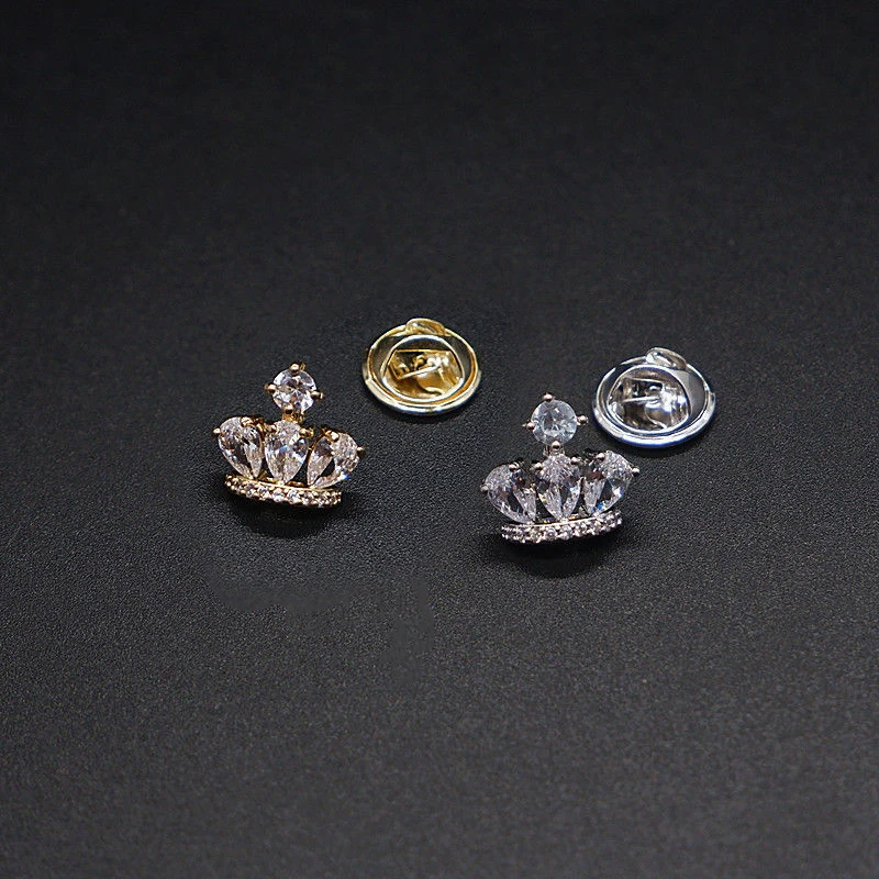 Cute Crown Brooches for Women Metal Anti-glare Lapel Pin Fixed Clothes Brooch Pins Sweater Coat Clothing Accessories Wholesale