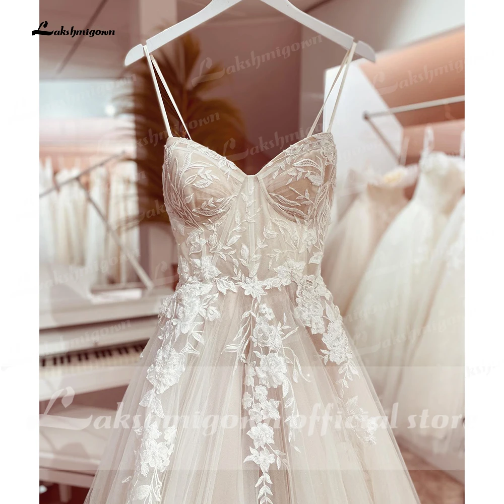 Princess Lace Wedding Dress Bridal Customized Vestido Spaghetti Straps Chapel Train Champagne Tulle Wedding Gown Lakshmigown