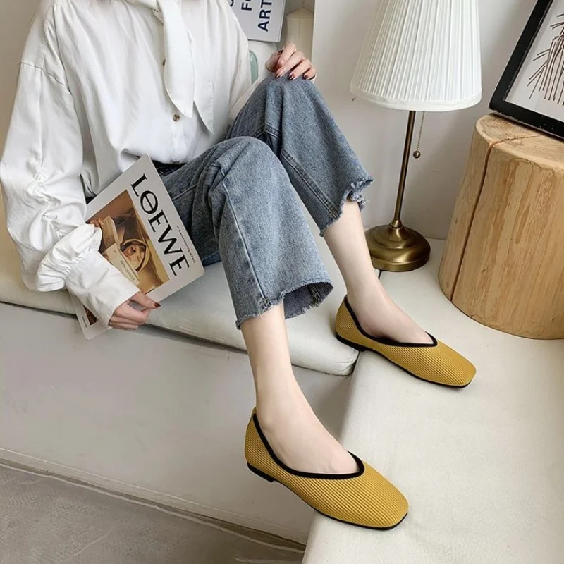 2024 scarpe basse in tessuto di cotone scarpe da donna calze da Ballerina gialle scarpe mocassini da donna Slip on scarpe Mule con tacco piatto Plus