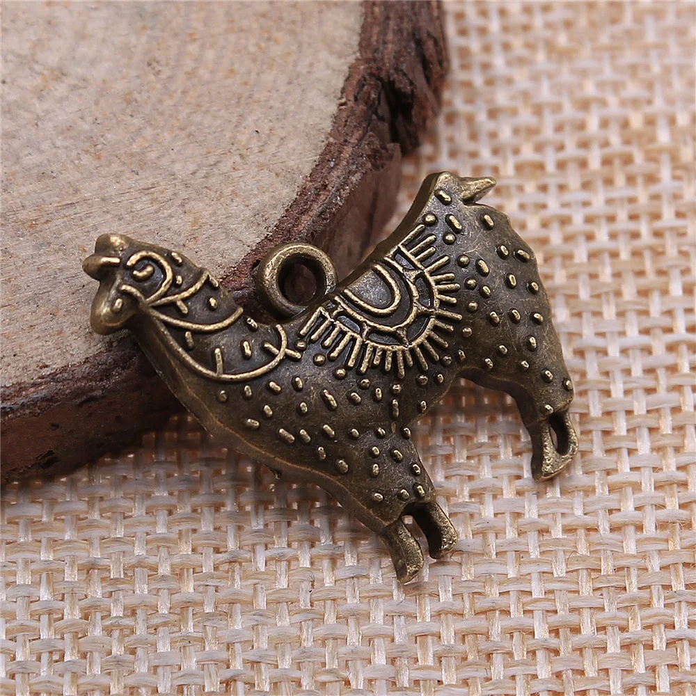 

20pcs 26x26mm(1.02x1.02inch) 2 Colors Antique Bronze Color Antique Silver Color Alpaca Charms Pendants Jewelry Accessories