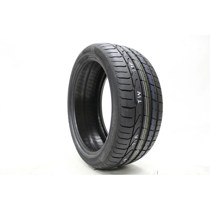 P Zero 305/30R19 102Y Passenger Tire