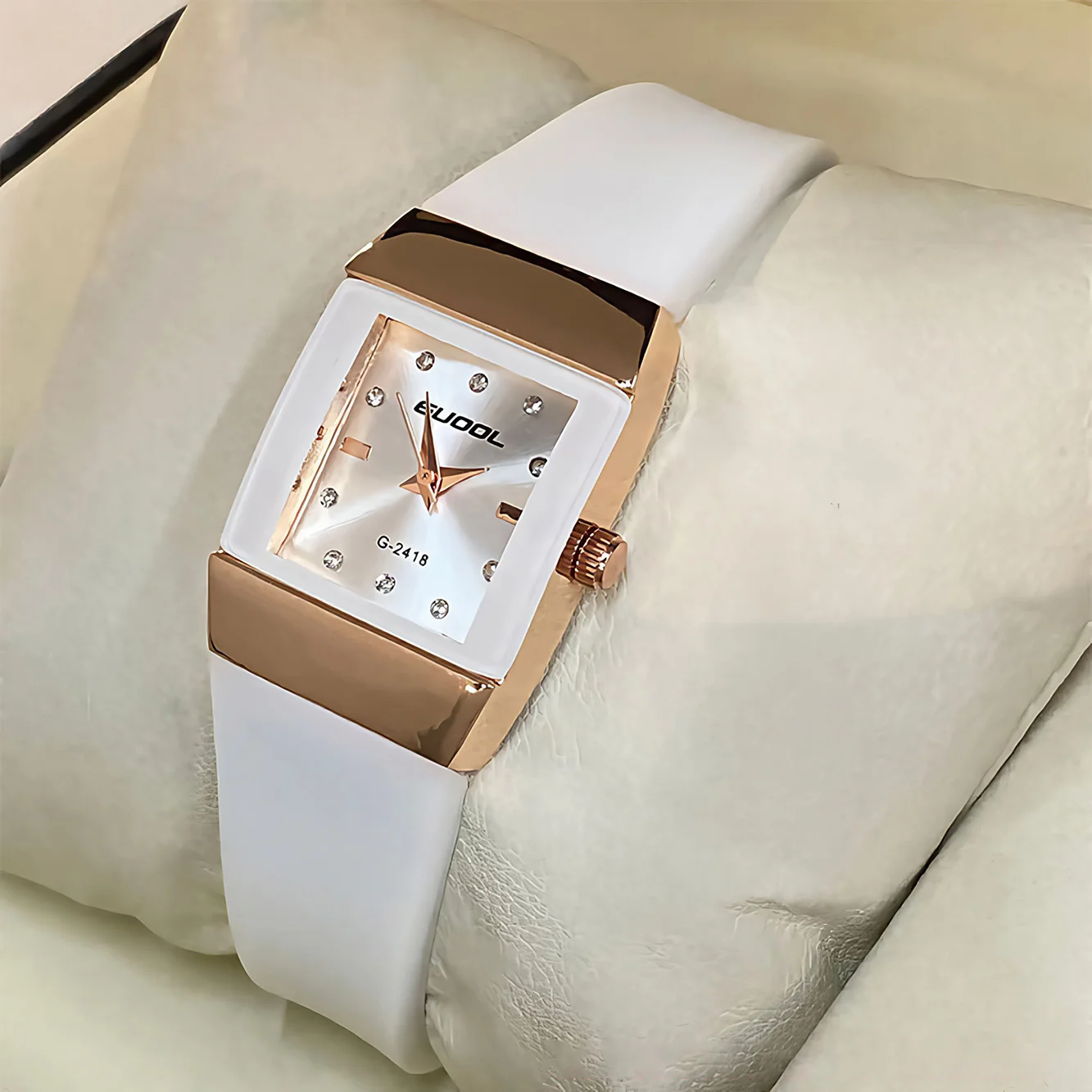 Trendy Women Square Dial Watch Rose Gold Bezel Black Dial Silicone Band Crystal Accent Analog Quartz Wristwatch Waterproof Casua