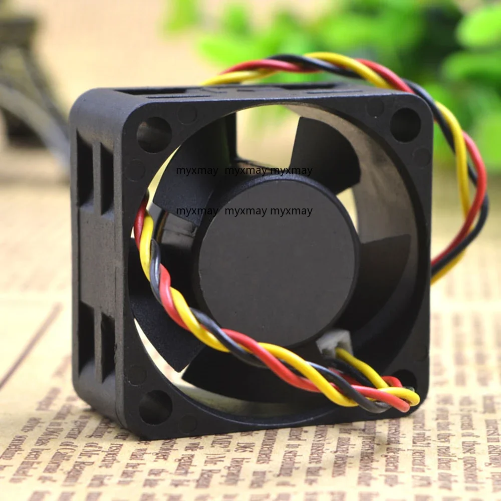 Cooling Fan KDE1204PKVX-A DC12V 3.8W 7600PRM 4cm 4020 40x40x20mm 3-Wire