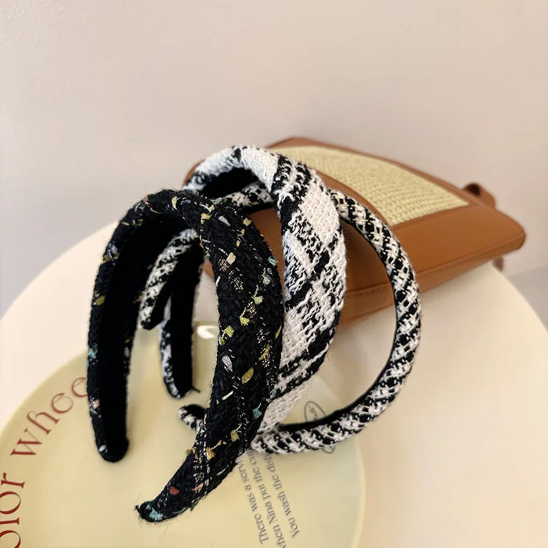 Korean version black white checkered retro sponge hair hoop fashionable hundred straps headband new hair accessories for women