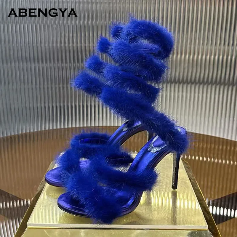 

Летние пикантные босоножки на высоком каблуке с перьями, женские синие туфли на меху, кожаные модельные туфли с ремешком на щиколотке, дизайнерские вечерние свадебные туфли, женские туфли