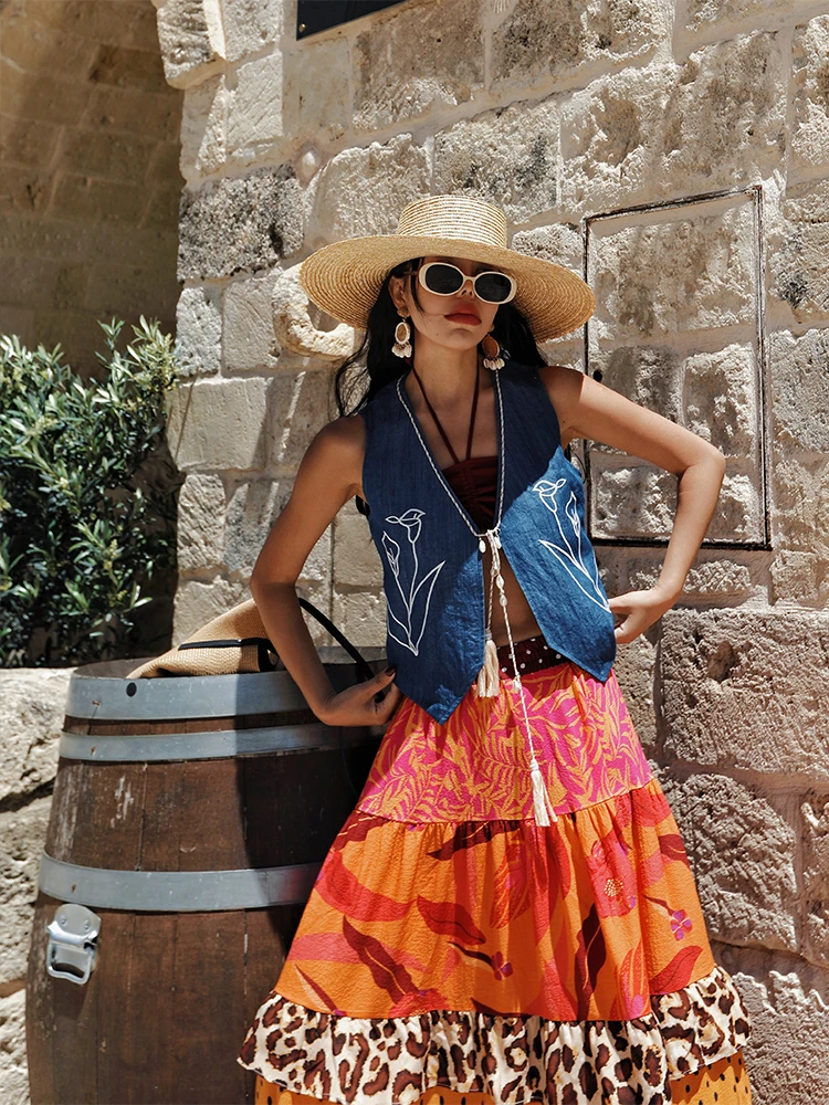 

88-96cm Spring Summer Thin Blue Denim Vest Women Retro Western Cowboy Style Elegant Loose Embroidered Lace-up Tassel Short Vest