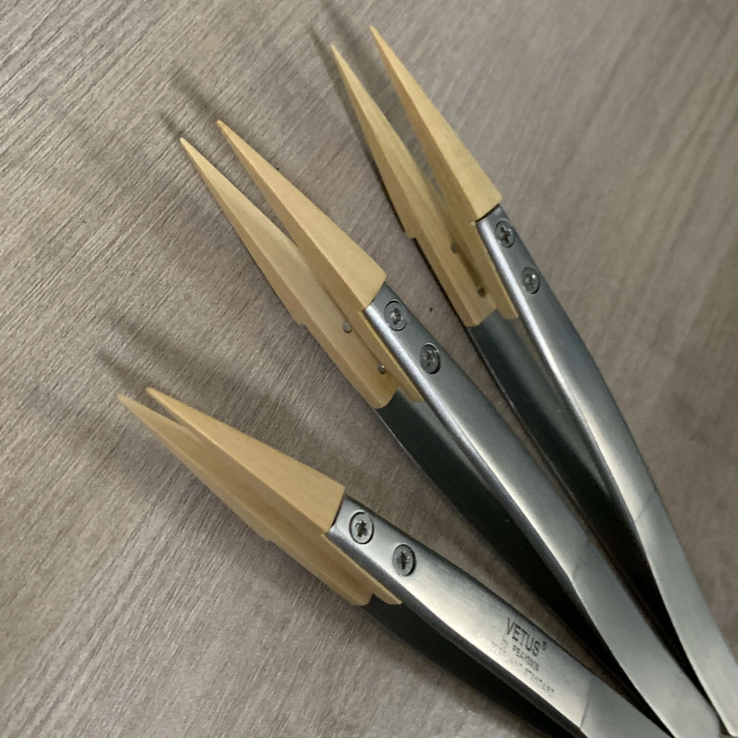 WatchmakingTools Boxwood Pointed Tweezers Hand Polished Wooden Tweezers Precision Anti-magnetic Tweezers Do Not Hurt Watch Parts